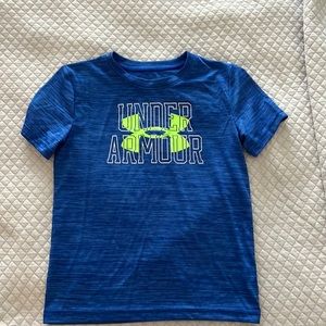 Boys under armor size 6 short sleeve tee